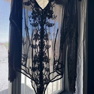 Lace long sleeve bodysuit